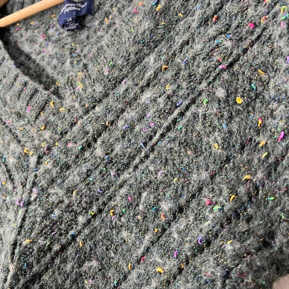 American Eagle Outfitters AEO LARGE Gray Wool Blend Sweater Fitted Knit - Picture 4 of 8